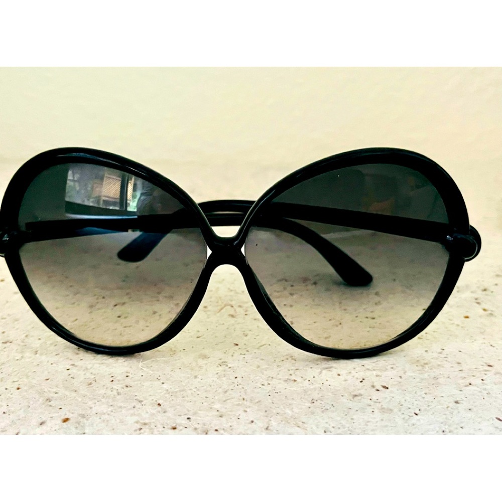 Tom Ford black round oversized sunglasses w/ grey gradient optics/leather case - Picture 2 of 7